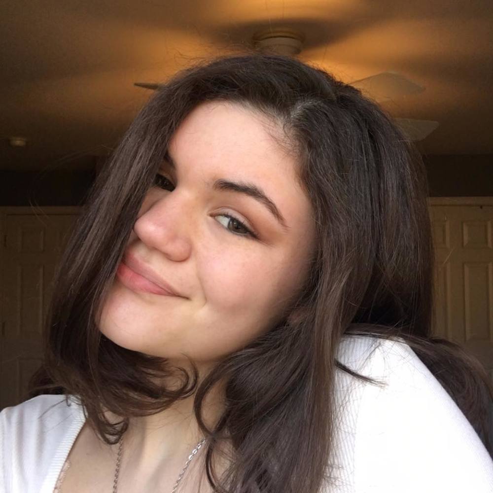 Meet your Posher, Julia